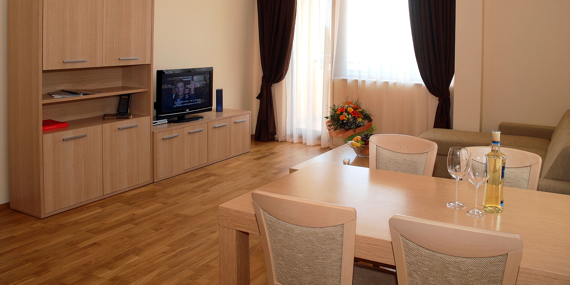 Maxi Complex - Two Bedrooms Apartment